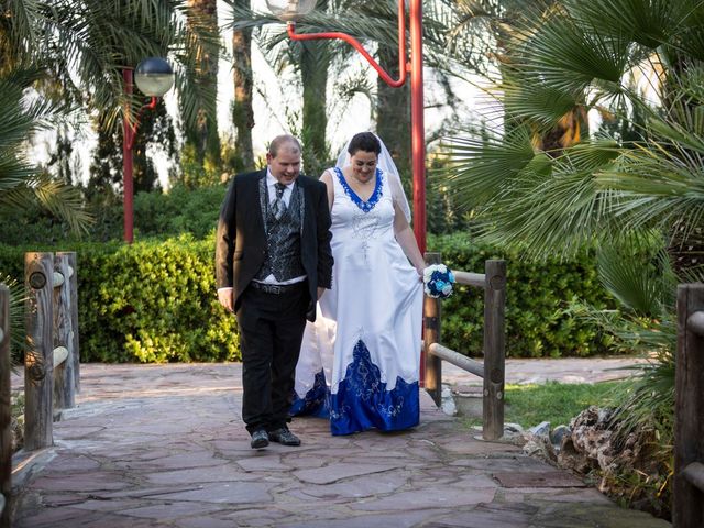 La boda de VICTOR y REBECA en Callosa De Segura, Alicante 32