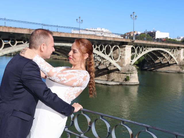 La boda de Encarni y Edu en Sevilla, Sevilla 35