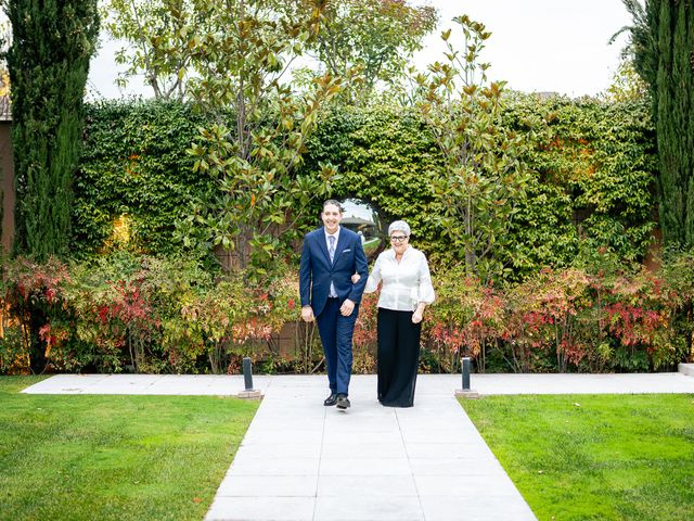 La boda de Raúl y Minerva en San Sebastian De Los Reyes, Madrid 23