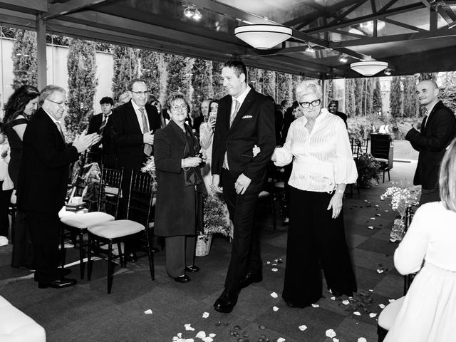 La boda de Raúl y Minerva en San Sebastian De Los Reyes, Madrid 24