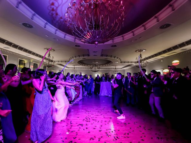 La boda de Elisabeth y Álvaro en Sevilla, Sevilla 43