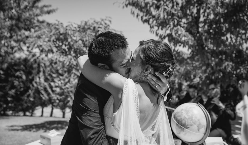 La boda de Pablo y Anabel en Mucientes, Valladolid