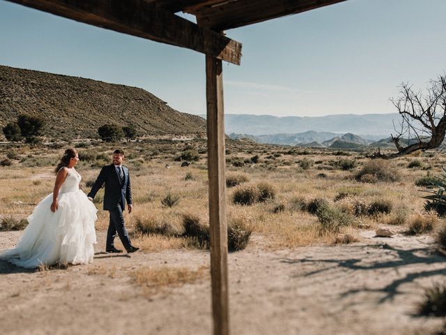 La boda de Víctor y Rosa en Ballesteros De Calatrava, Ciudad Real 101