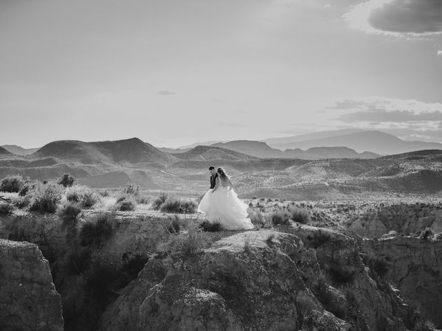 La boda de Víctor y Rosa en Ballesteros De Calatrava, Ciudad Real 107