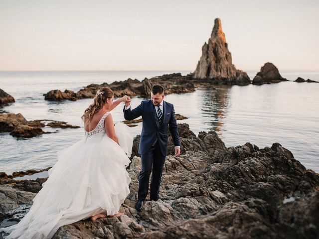 La boda de Víctor y Rosa en Ballesteros De Calatrava, Ciudad Real 108