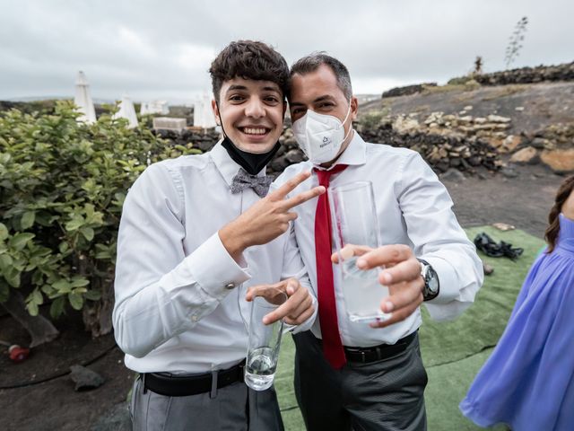 La boda de Juanlu y Idaira en Teguise, Las Palmas 55