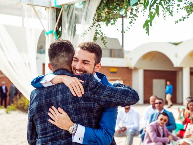 La boda de David y Ana en Valencia, Valencia 46