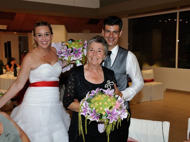 La boda de Armando y Olympia en El Priorat De Banyeres, Tarragona 1