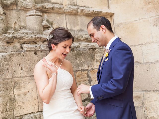 La boda de Adrés y Shara en Oviedo, Asturias 11