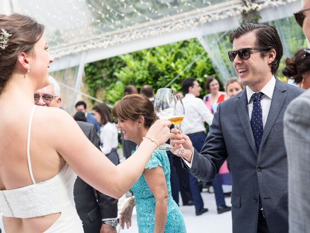 La boda de Adrés y Shara en Oviedo, Asturias 17