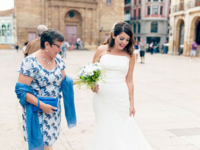 La boda de Vincent y Camino en Avilés, Asturias 2