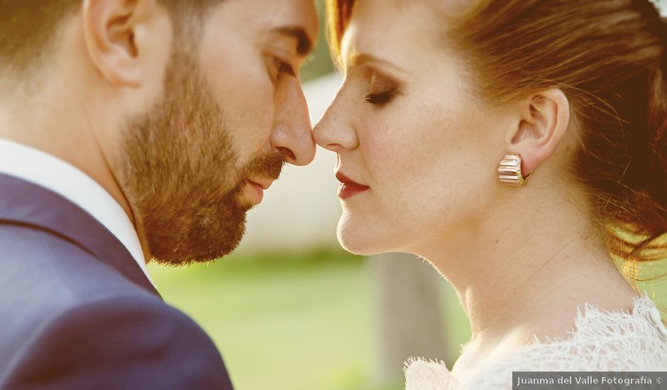 La boda de Antonio y Eva en Villamanrique De La Condesa, Sevilla