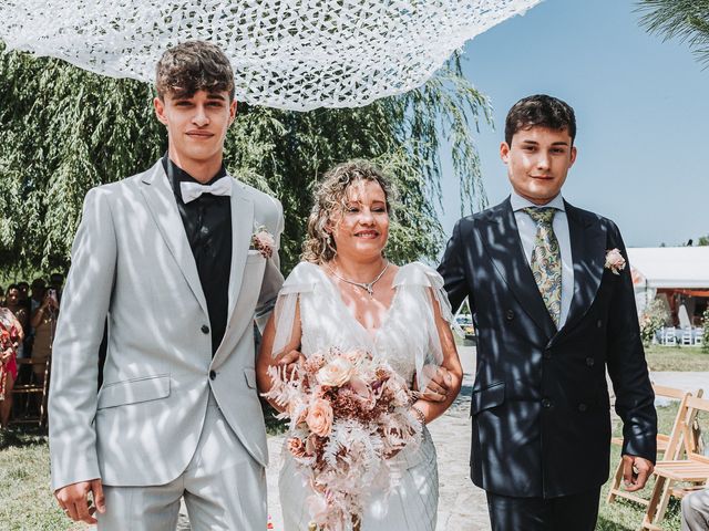 La boda de Isabel y Fernando en Jaca, Huesca 13