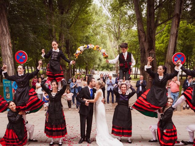 La boda de Marcos y Laura en Segovia, Segovia 39