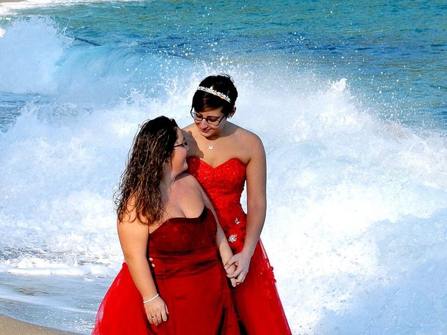 La boda de Carol y Nuria en Llagostera, Girona 43