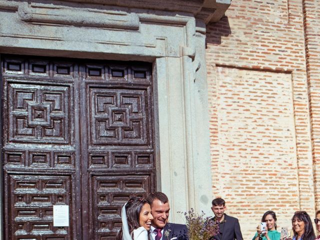 La boda de Miguel y Silvia en Madrid, Madrid 17