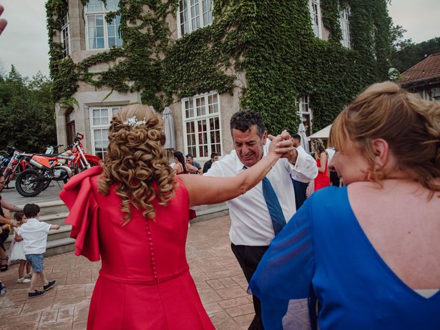 La boda de Héctor y Rocío en Las Fraguas, Cantabria 298