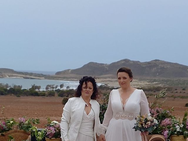 La boda de Ágata  y Cristina  en Almería, Almería 3