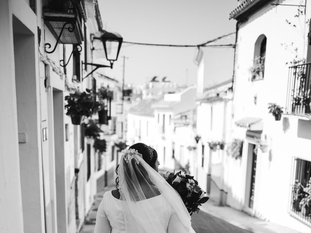 La boda de Juan y Paula en San Martin Del Tesorillo, Cádiz 31