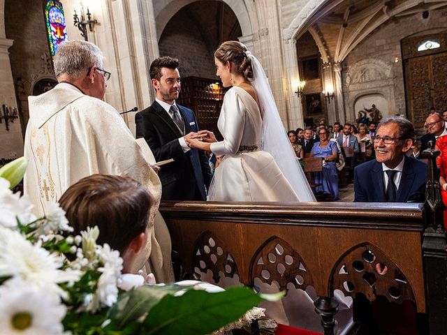 La boda de Rubén y María en Burgos, Burgos 40