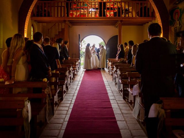La boda de Raphael y Christina en Sant Vicenç De Montalt, Barcelona 32