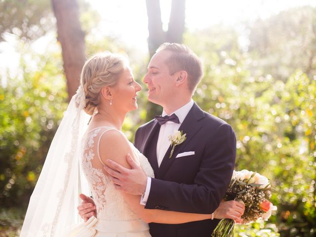 La boda de Raphael y Christina en Sant Vicenç De Montalt, Barcelona 1