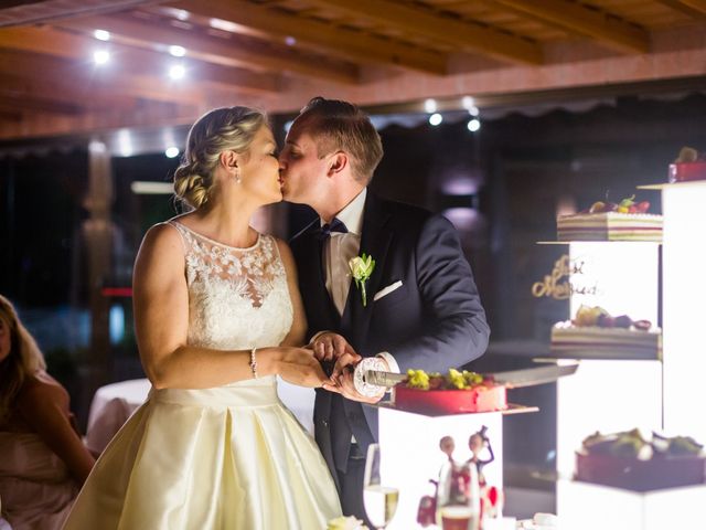 La boda de Raphael y Christina en Sant Vicenç De Montalt, Barcelona 61