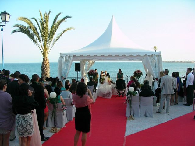 La boda de Patricia y Diaga en Torrevieja, Alicante 1