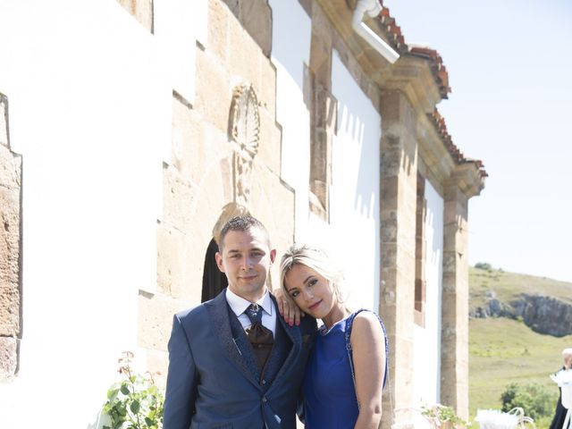 La boda de Cristian y Yaiza en Suances, Cantabria 8