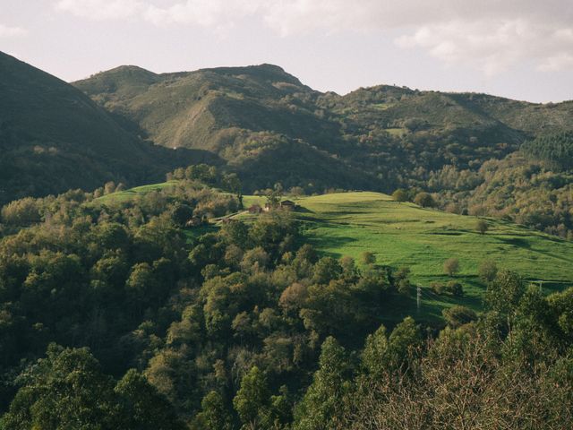 La boda de Dani y Rocío en La Franca, Asturias 7