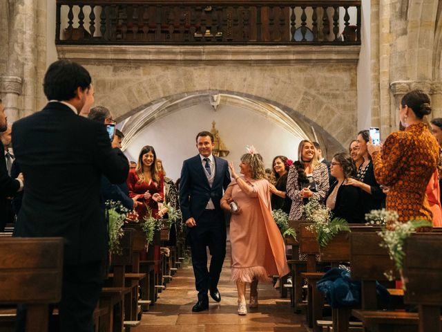 La boda de Dani y Rocío en La Franca, Asturias 28