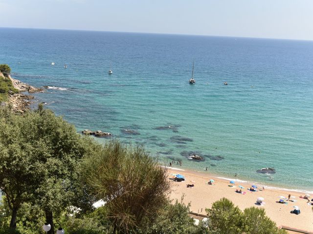 La boda de Charlote y Dominic en Blanes, Girona 7