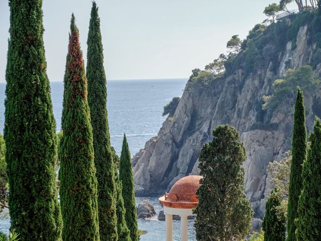 La boda de Charlote y Dominic en Blanes, Girona 25