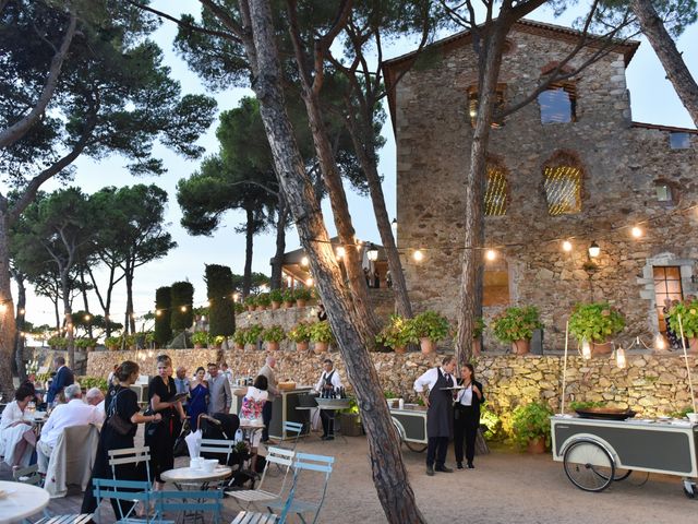 La boda de Charlote y Dominic en Blanes, Girona 56