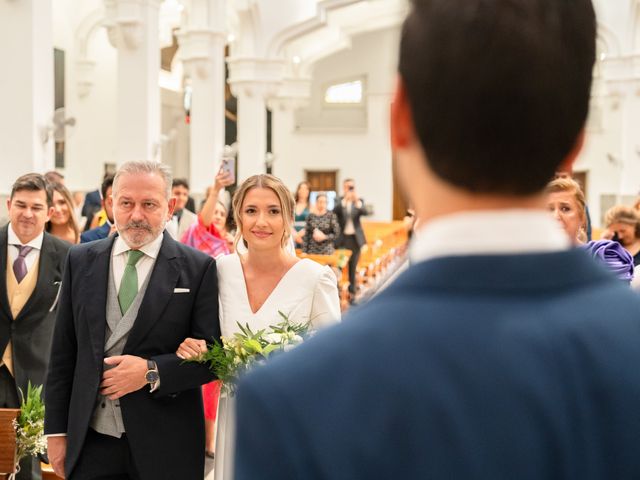 La boda de Miguel y Cristina en Majadahonda, Madrid 33