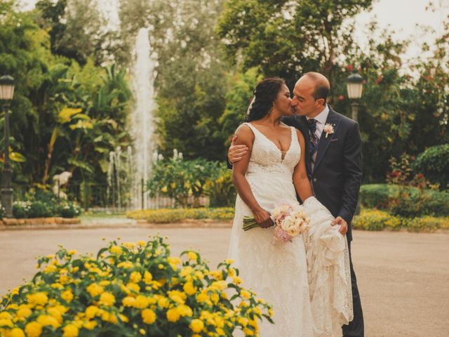 La boda de Javi y Yami en El Puig, Valencia 2