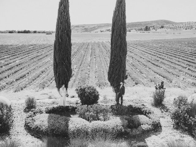 La boda de Fernando y Laura en Torremocha Del Jarama, Madrid 75