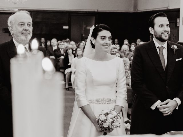 La boda de Nacho y Marina en Madrid, Madrid 56