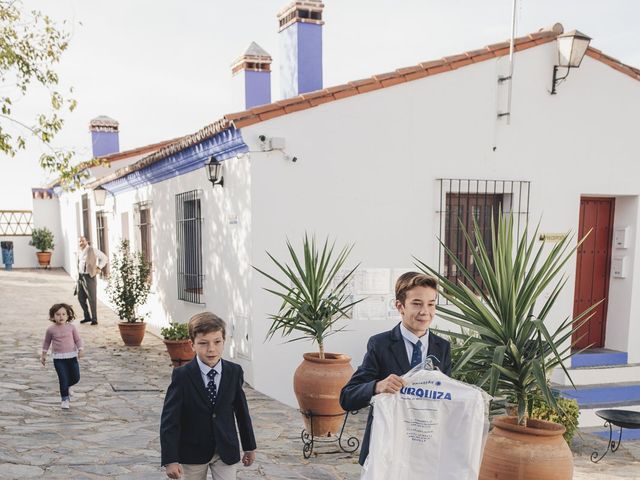 La boda de María y Santi en Oliva De La Frontera, Badajoz 4