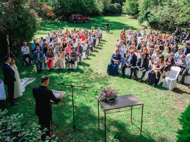 La boda de Llluis y Soraya en Olot, Girona 15