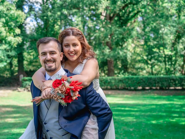 La boda de Llluis y Soraya en Olot, Girona 26