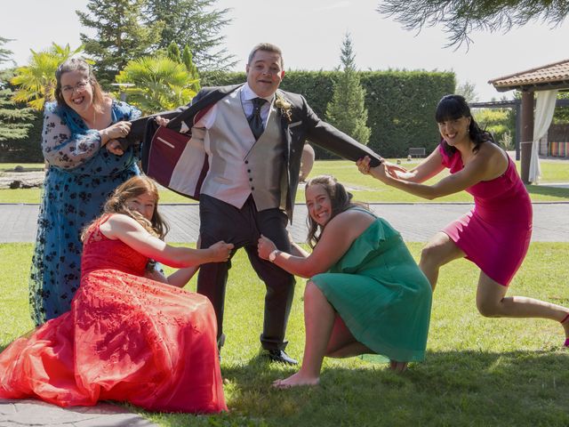 La boda de Sagrario y Rogerio en Azadinos, León 23