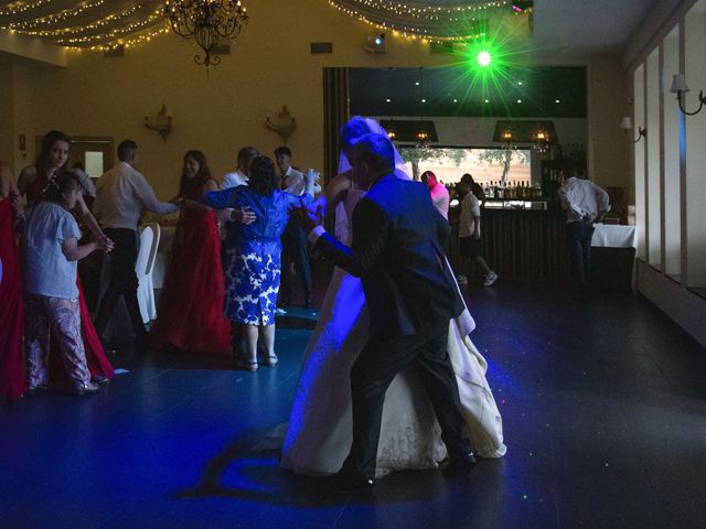 La boda de Sagrario y Rogerio en Azadinos, León 31