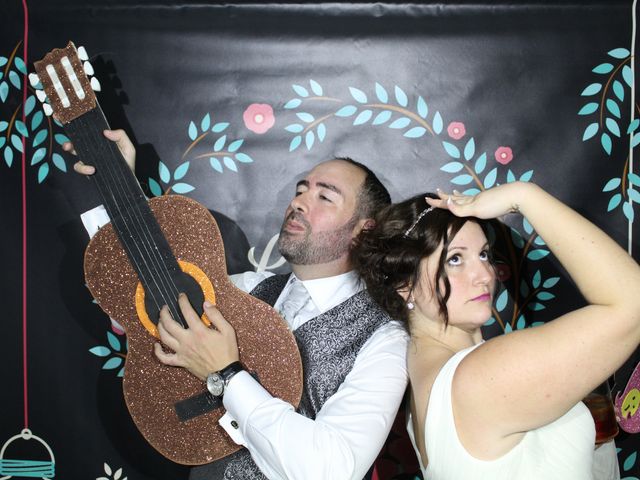 La boda de Víctor y Sandra en Cádiz, Cádiz 6