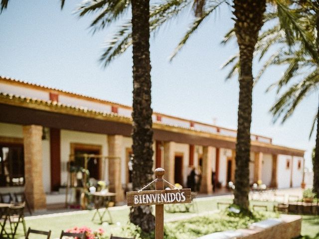 La boda de Juan y Laura en Carmona, Sevilla 71