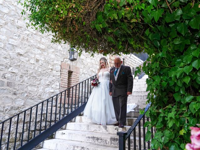 La boda de Rubén y Aroa en Chinchon, Madrid 30