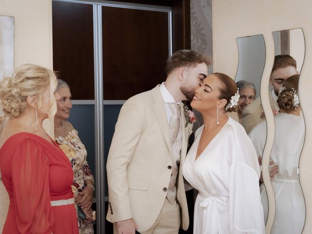 La boda de Antonio y Carmen María en Alhaurin De La Torre, Málaga 34