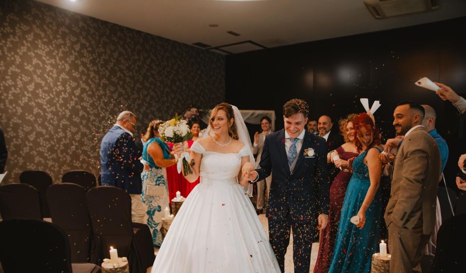 La boda de Borja  y Vidalys  en Avilés, Asturias