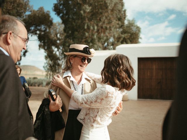 La boda de Pini y Marta en San Jose, Almería 42