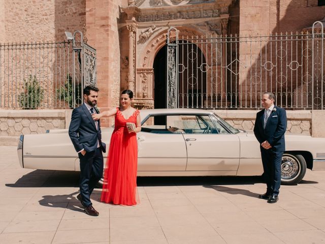 La boda de Jose y Cristina en Tomelloso, Ciudad Real 57